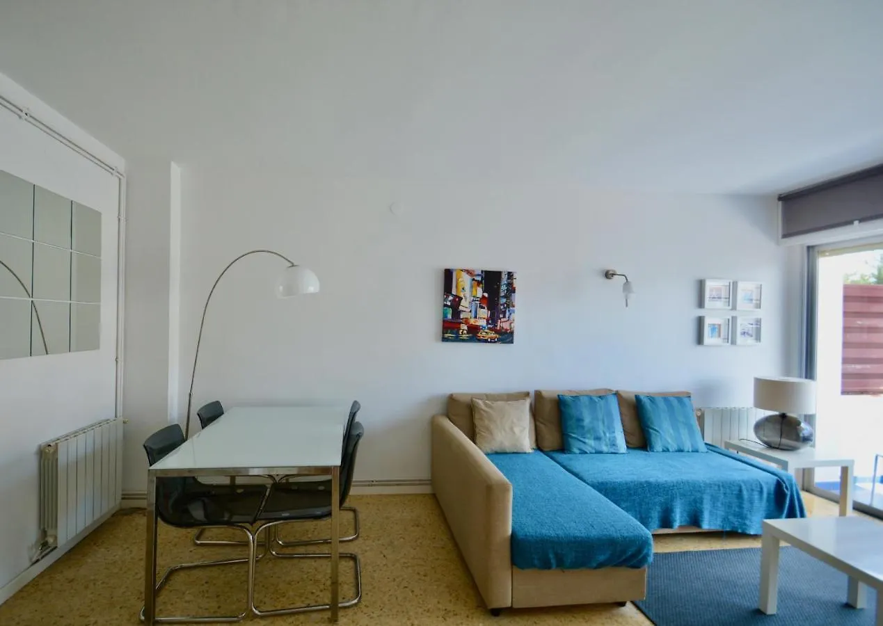Apartamento Vinyet Sunshine 2 Bed 2 Bath Steps From The Beach Sitges